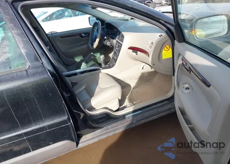 2004 Volvo Xc70 2.5T from USA, damaged, VIN YV1SZ59H741131554